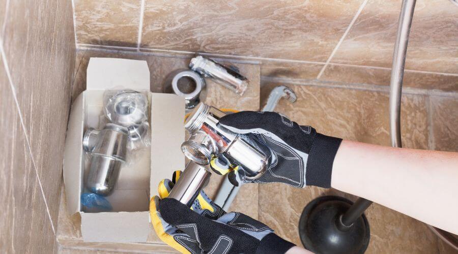 Expert Emergency Roof Repairs services in Raymond, KS